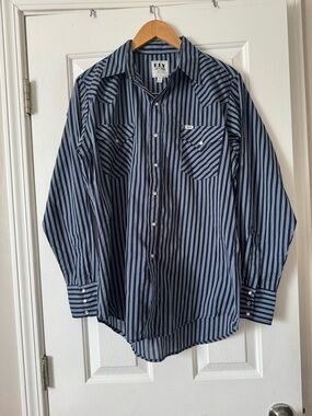 Ely Cattleman Men's Medium Western Striped Pearl Snap Shirt